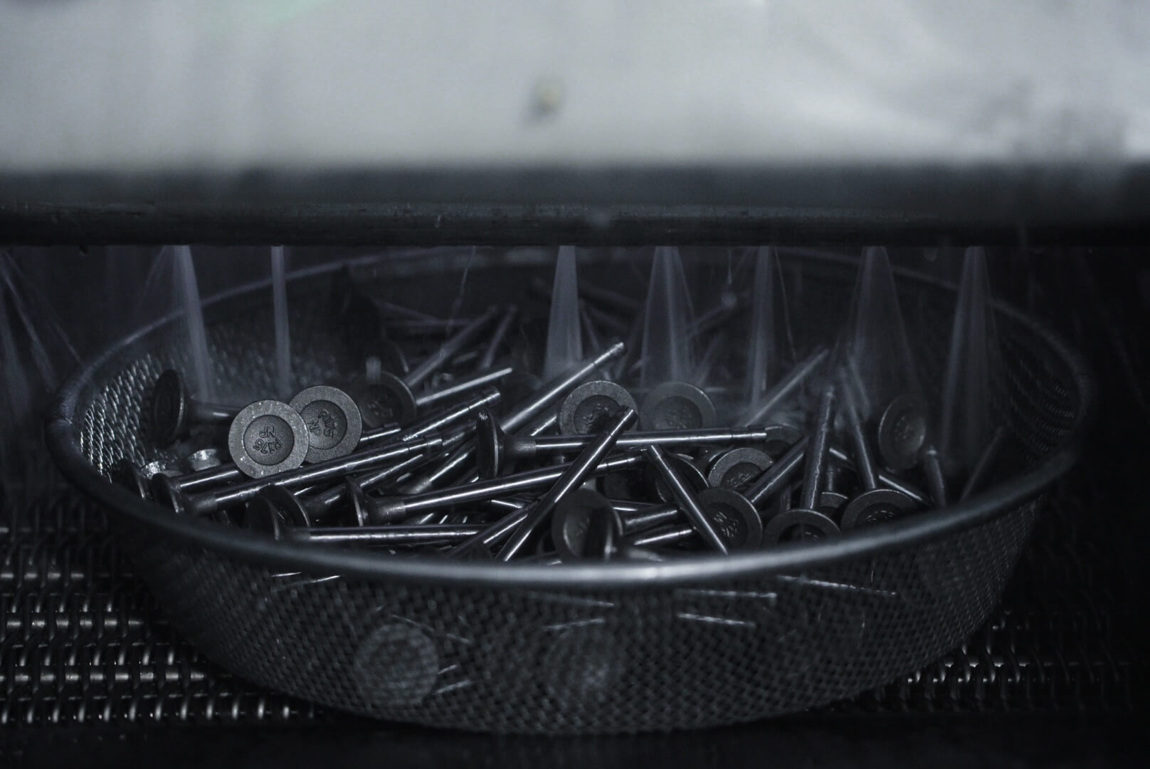 耐高温商用车排气门